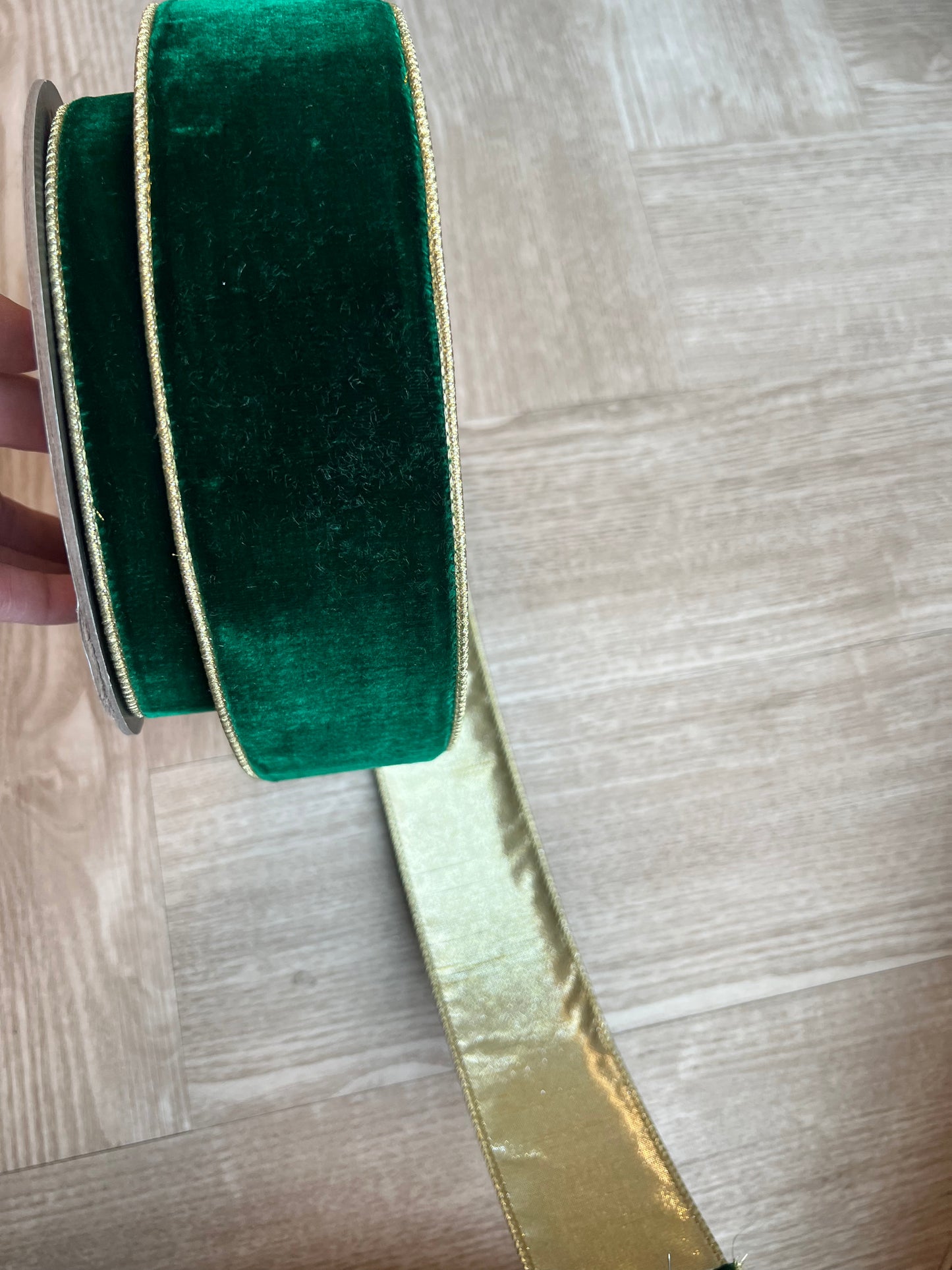 2.5” Emerald Green Lush Velvet